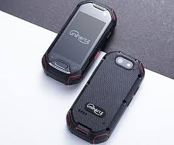 world s smallest 4g rugged smartphone
