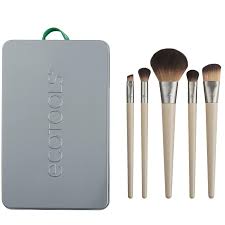 17 best makeup brush sets 2023 wwd