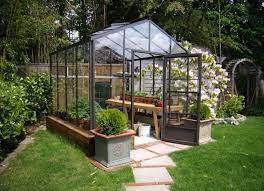 12 backyard greenhouses you can