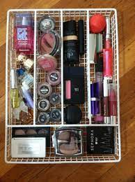 how to organize makeup and avoid a