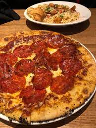 Pin By Makayla Jones On Food Food Pepperoni Pizza Pepperoni gambar png