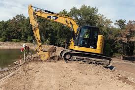 Small excavators 315f l powerfully productive in a smaller package. Https S7d2 Scene7 Com Is Content Caterpillar Cm20170118 39679 44342
