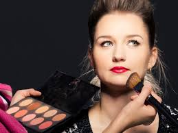10 summer makeup tips for oily skin
