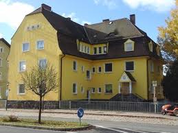 Wohnen in tirschenreuth der aktuelle durchschnittliche quadratmeterpreis für eine wohnung in tirschenreuth liegt bei 6,08 €/m². Wohnung Mieten In Tirschenreuth Kreis Immobilienscout24