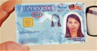 The malaysian identity card number can be checked with government access. This Malaysian Citizen Is A Woman But Her Ic Number Indicates She Is Male World Of Buzz