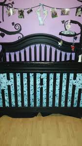 Alice In Wonderland Crib Set