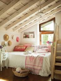 Открийте девет идеи за декор на спалня, които ще ви покажат как да го направите правилно. Dizajn Na Malka Spalnya Pravilata Pri Dekoraciya Interioren Dizajn