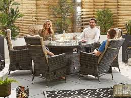 with fire pit 1 5m round table