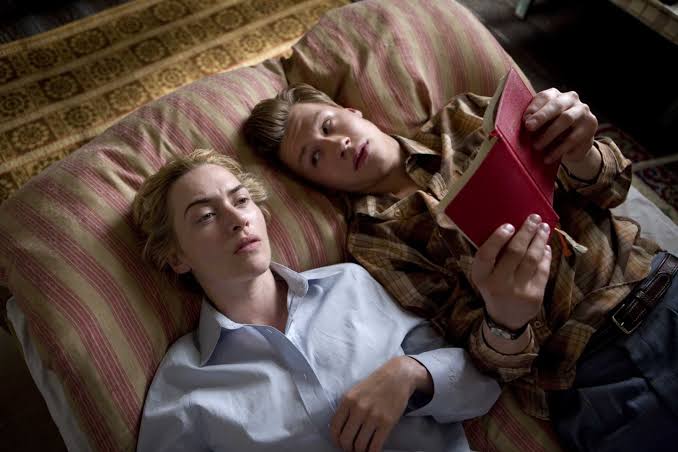 The Reader' movie review: Kate Winslet in decades-spanning Nazi drama - The Prague Reporter