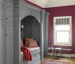 about the williamsburg paint color