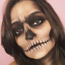 easy halloween skull makeup look