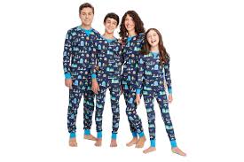 the 28 best family christmas pajamas