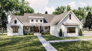 Architects didn't create floor plans with an l shape just because they look good. Find House Plans Home Floor Plans Monsterhouseplans Com