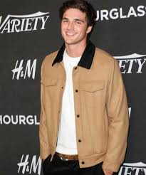 Instead, i got a movie that was better than the original, although that isn't. Jacob Elordi Cotton The Kissing Booth 2 Noah Flynn Beige Jacket
