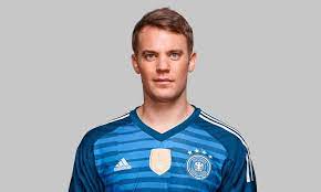 Manuel neuer is a professional german soccer player and plays as the goalkeeper for the bayern munich as well as the german national team. Manuel Neuer Torwart Fur Deutschland Bei Der Fussball Wm 2018