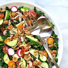 summer farro salad loaded with crunchy