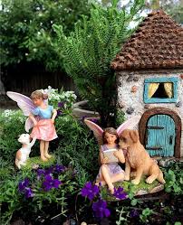 Com Pretmanns Fairy Houses