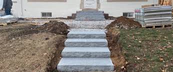 Ledgestone Steps Paver Walkway
