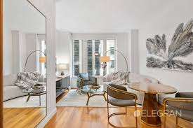 high floor home in 15 central park west