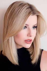 Chic layered hairstyles for blonde hair. Shoulder Length Haircuts You Will Be Asking For In 2020 Glaminati Com