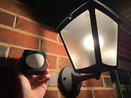 want smarter outdoor lighting at home
