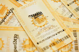 $1 billion Mega Millions jackpot among biggest U.S. lottery prizes