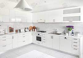 high gloss kitchen cabinets design by