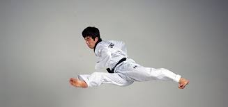 It is emphasized in strong, linear kicks like its base itf taekwondo. Scissors Kick Taekwondo Wiki Fandom