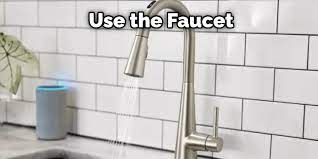 loose moen kitchen faucet spout