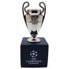 UEFA Champions League – Trophy on wooden pedestal (45mm) – Am Ball Com