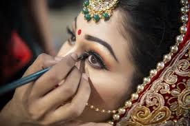 types of beautician and makeup courses
