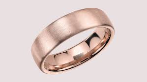 Well tungsten is recognized for its durability we will detail you the advantage and disadvantage of this precious metal in the following list. Can Men Wear Rose Gold Wedding Ring Diamondnet