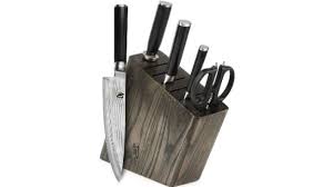 An inexperienced cook can have a hard time figuring out how to choose the best kitchen knife sets and where to start. Best Kitchen Knife Sets Of 2021 Cnn Underscored