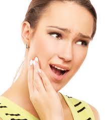 symptoms of an impacted wisdom tooth