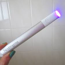 Neutrogena Light Therapy Acne Treatment Pen Review Neon