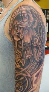 9:15 thecelticgoldsmith bellchamber 29 828 просмотров. Celtic Warrior Shoulder Tattoo Warrior Celtic Tattoo On Shoulder Warrior Tattoos Tattoos For Guys Half Sleeve Tattoos For Guys