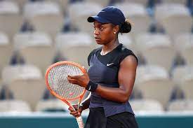 I think it's combination of just playing now every day and tough matches, she said of the injury. Roland Garros 2021 Karolina Pliskova Vs Sloane Stephens Preview Head To Head Prediction
