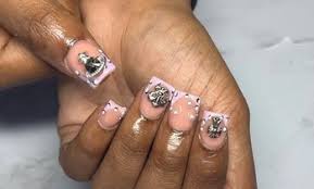 salisbury nail salons deals in and
