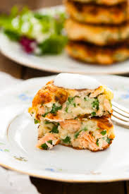 salmon cakes with chive and garlic