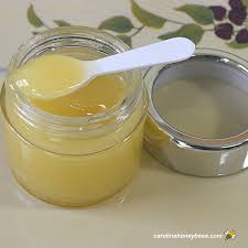 diy face moisturizer honey beeswax