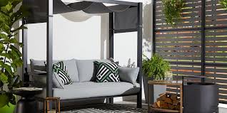 New Patio Furniture Décor Trends