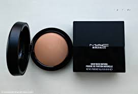 mac mineralize skinfinish natural