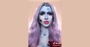 tim burton inspired makeup trend 2020