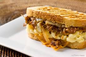 grilled mac cheese with bbq pulled