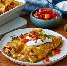 https://www.thepioneerwoman.com/food-cooking/recipes/a11635/chicken-enchiladas/ gambar png