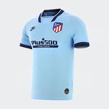Veja em detalhes os novos uniformes do . Jersey Atletico De Madrid