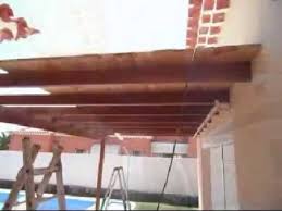 Pida hoy su presupuesto para un techo de madera. Construcion De Techo En Terraza Wmv Youtube