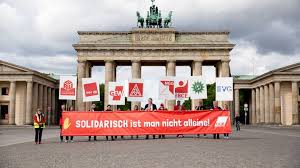 Il y a 52 semaines en 2021. Mehrere Demos Fur Den 1 Mai In Berlin Angemeldet Rbb24