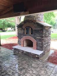 Outdoor Fireplaces And Pizza Ovens