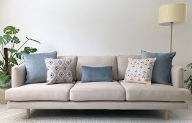 How Many Cushions Should You Put On A Sofa